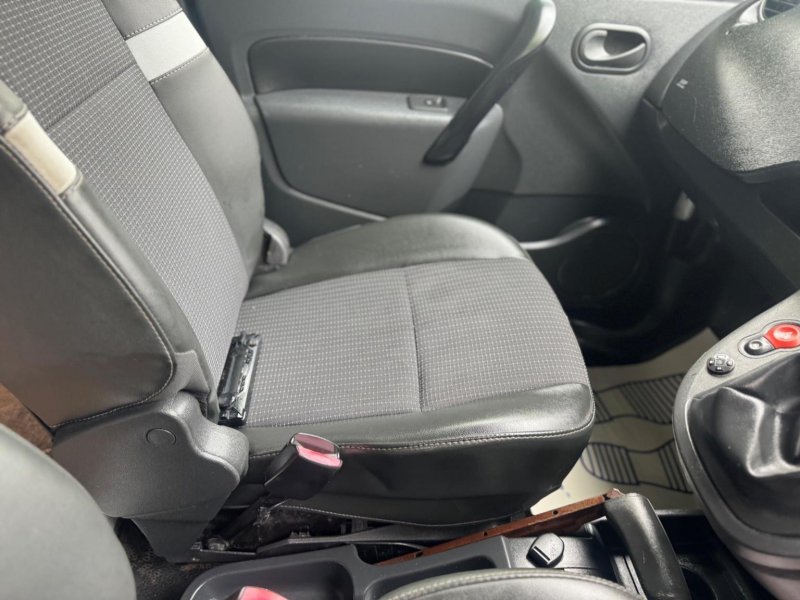 RENAULT KANGOO MAXI